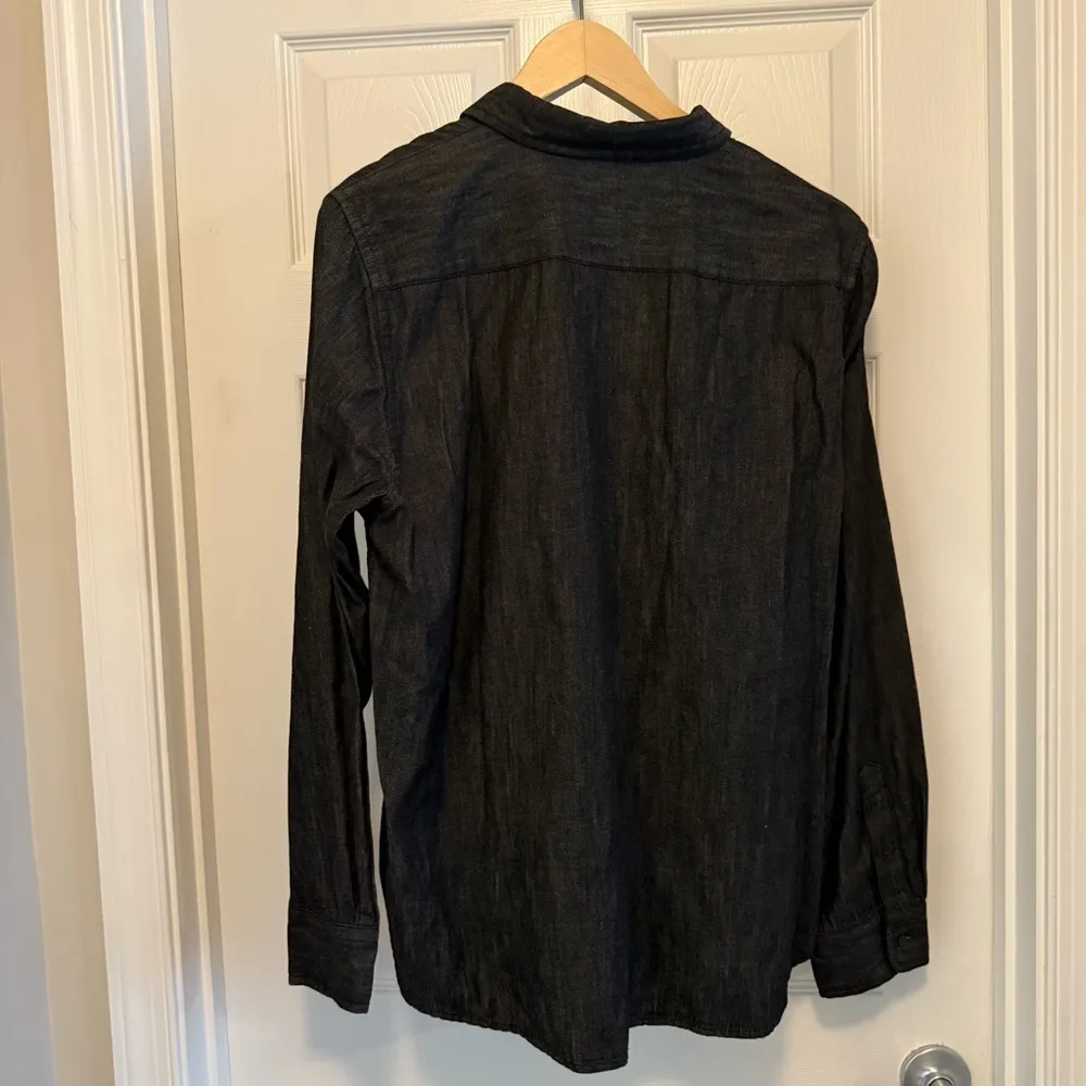 NWT Lauren Ralph Lauren Embroidered Chambray Button Up Shirt - Image 2