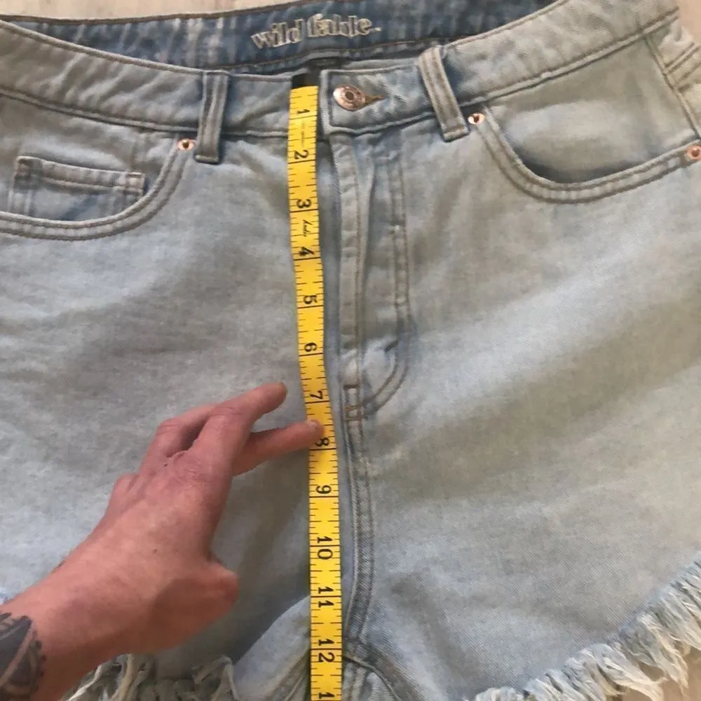 Wild fable high waisted shorts size 6 run big - Image 6