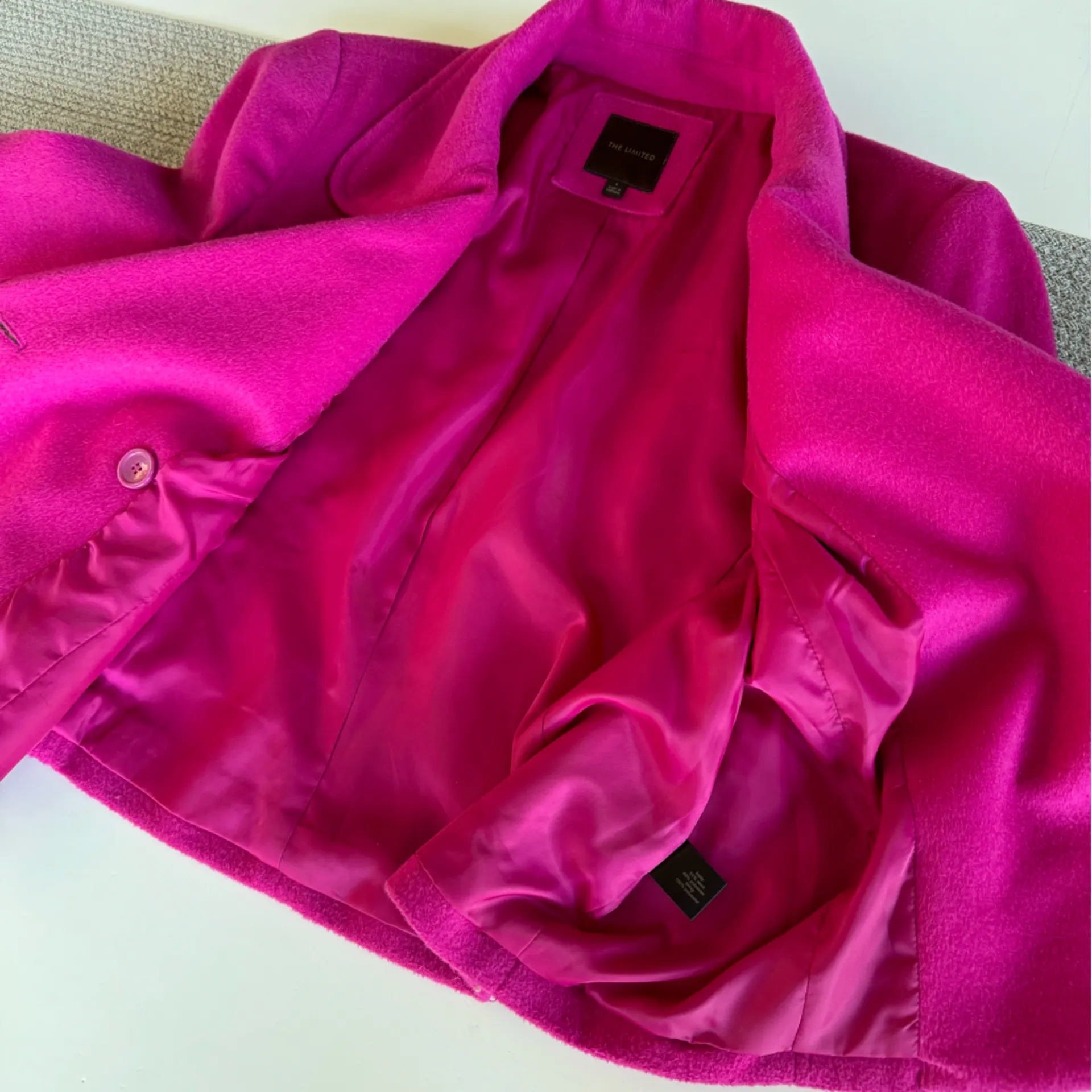 The Limited Hot Pink Fuschia Gold Button Wool Cropped Trench Jacket Large - Image 7