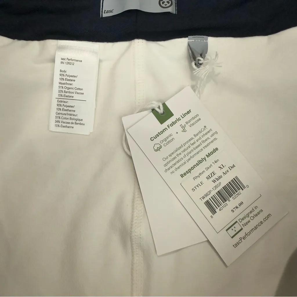 NWT Tasc Peformance Rhythm Tennis Skirt White Ace‎ Dot Size X - Image 7