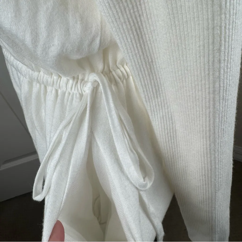 Victoria's Secret Cashmere Blend White Long Sleeve Sweater Dress Size Small - Image 10