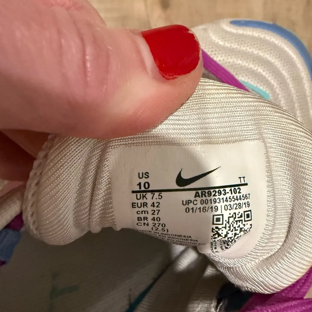 Nike Sneakers- Cross listed on Mercari! - Image 5