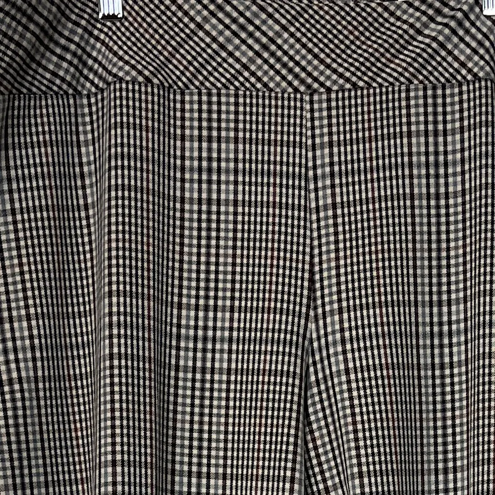 Roz & Ali Pants Pull On Slim Fit Straight Leg Brown Cream Plaid Women’s Size 22W - Image 9