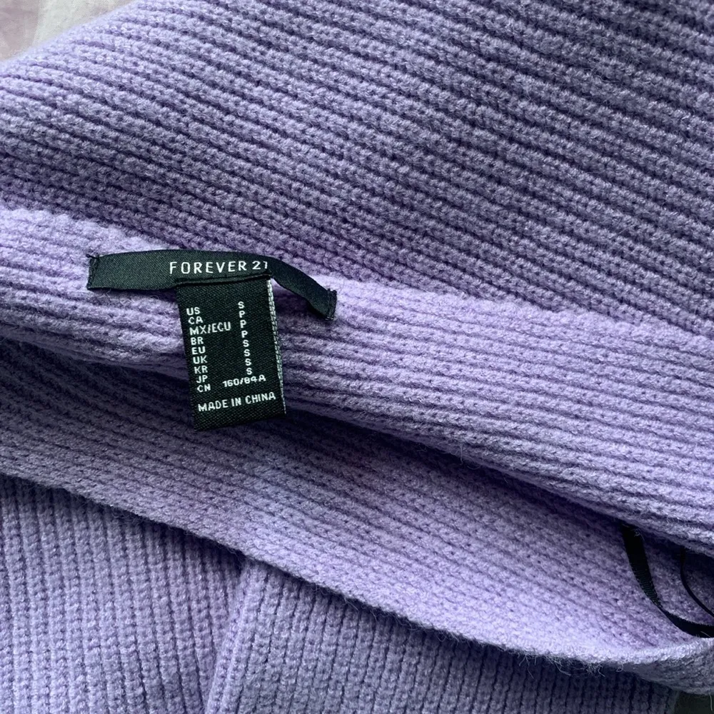 F21 purple sweater - Image 4