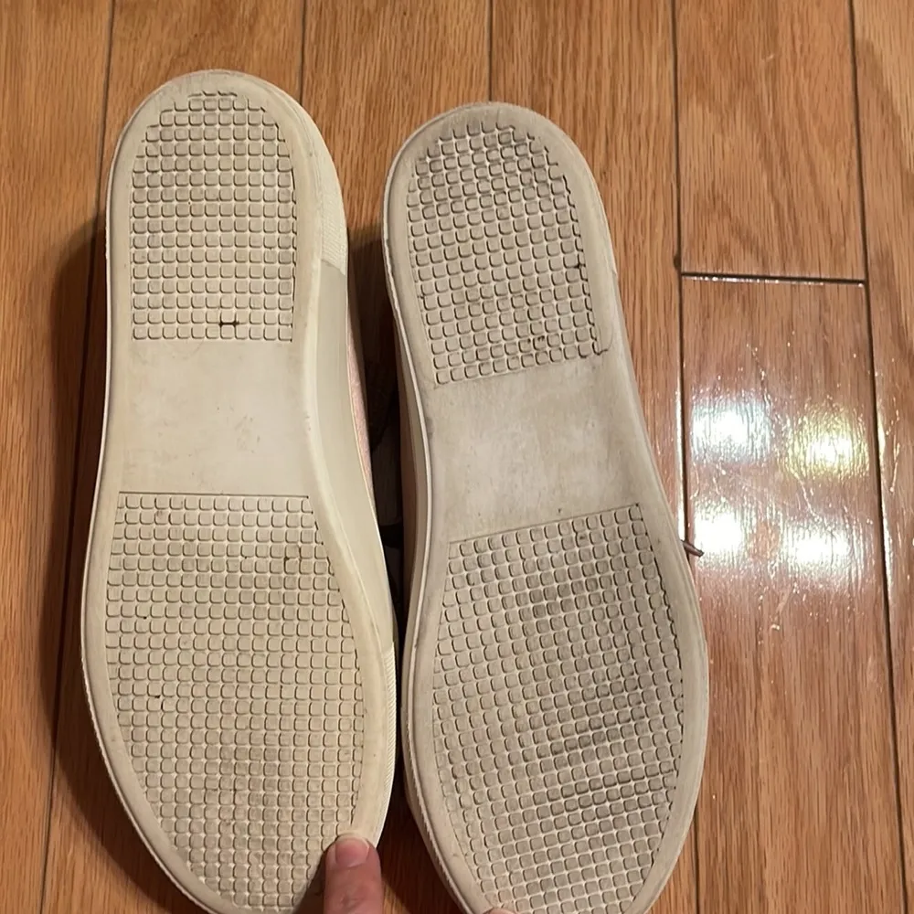 Steve Madden satin sneaker 9.5M - Image 5