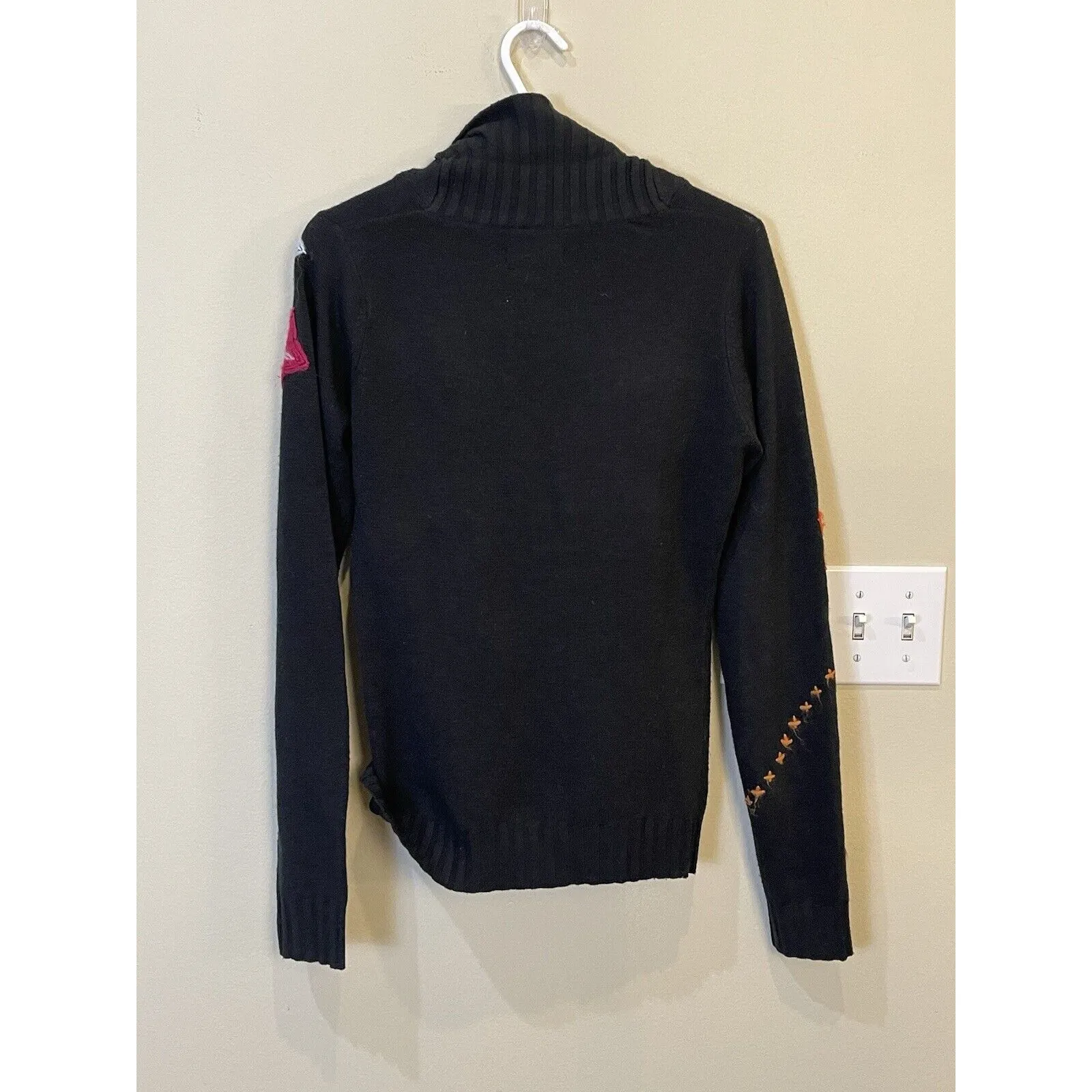 Buffalo By David Button Black Sweater Embroidered Flowers‎ Size Small - Image 2