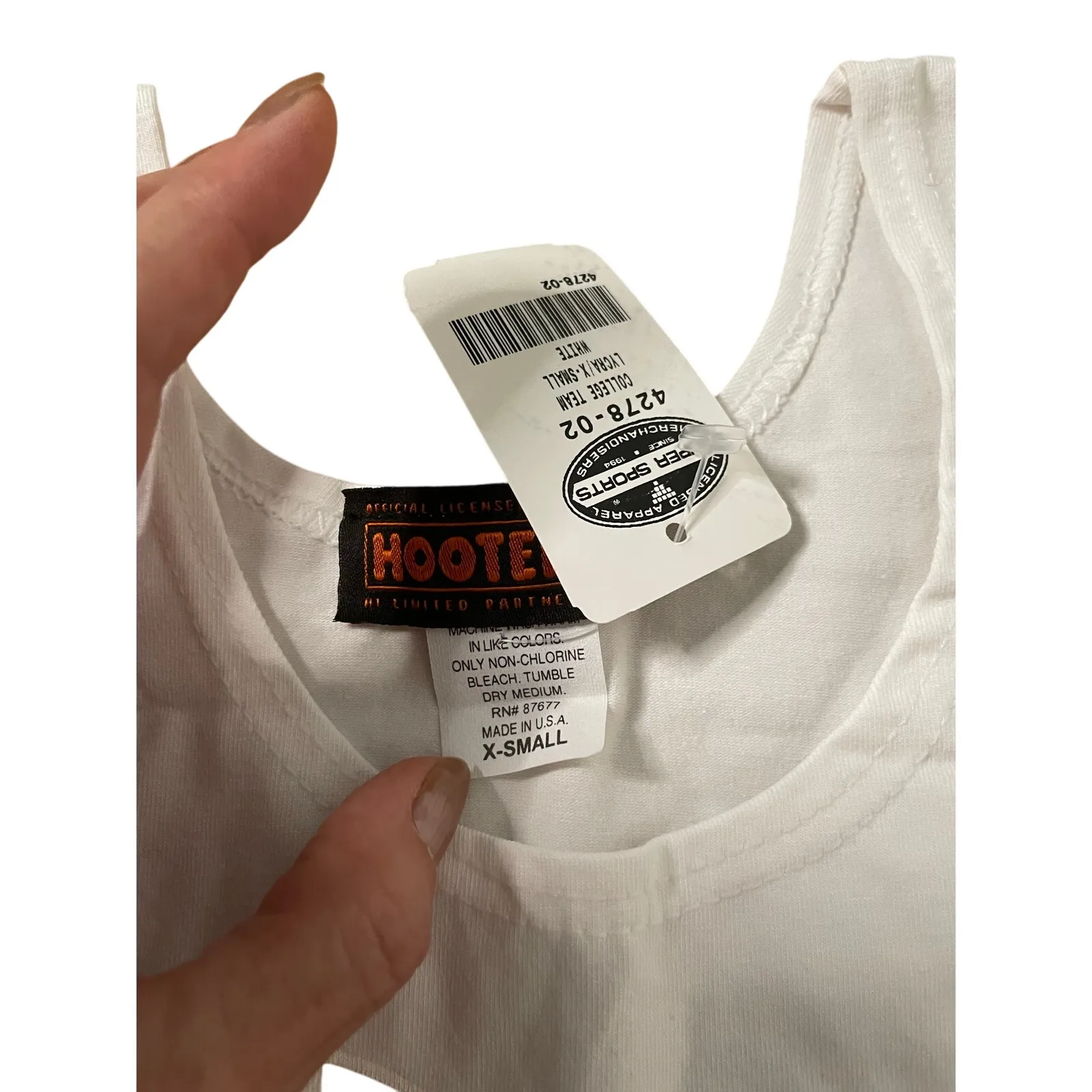 New Hooters Girl Uniform Rare Football Themed Tank from Pelham Alabama size Xs - Image 4