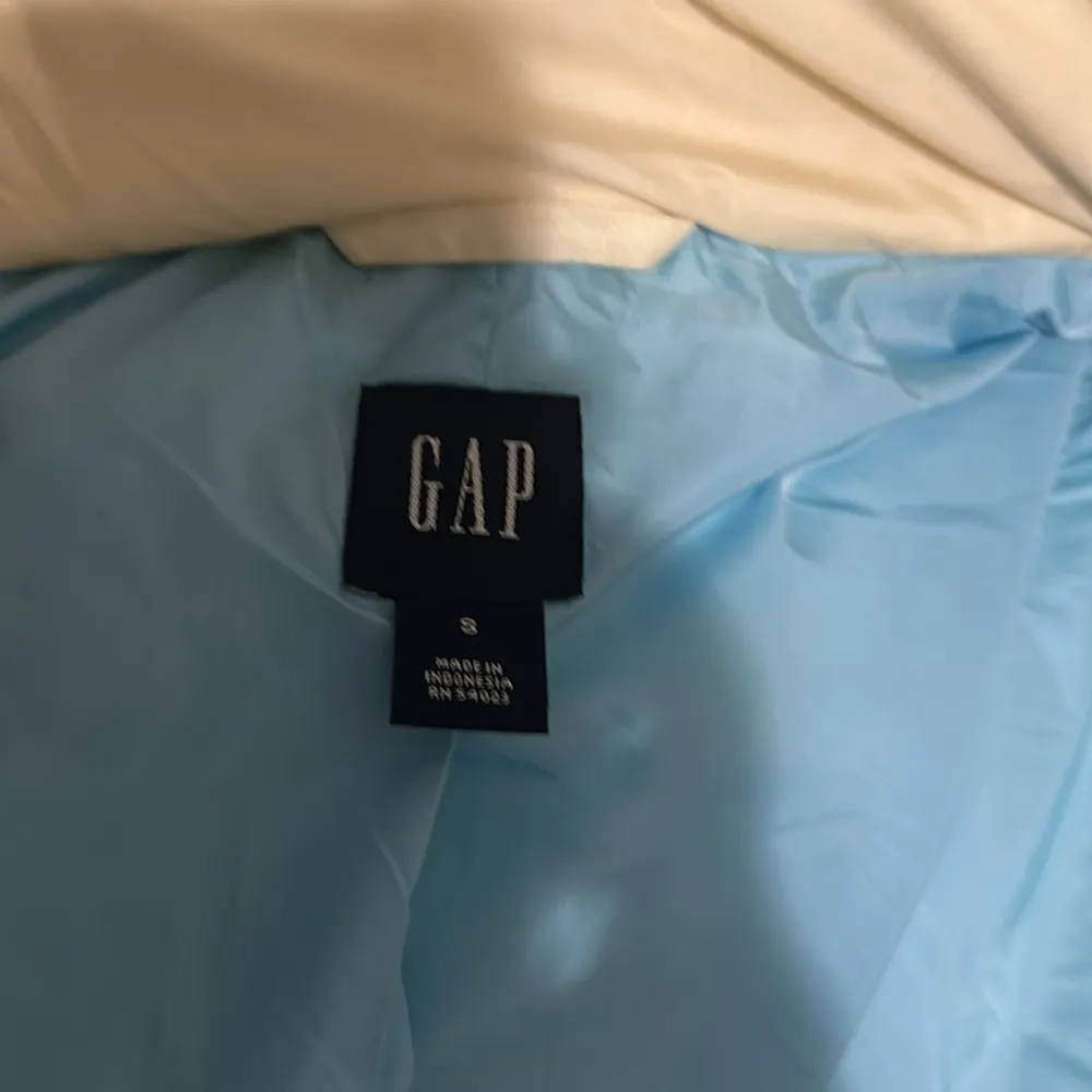 Vintage 2003 GAP Women Ivory The Warmest Jacket Down Puffer Hooded SZ S yellow - Image 8