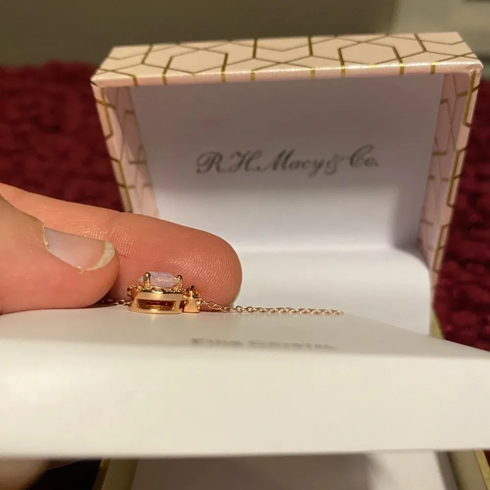 R.H.Macy & Co Sterling silver rose gold tone with fine crystal pendant necklace - Image 5