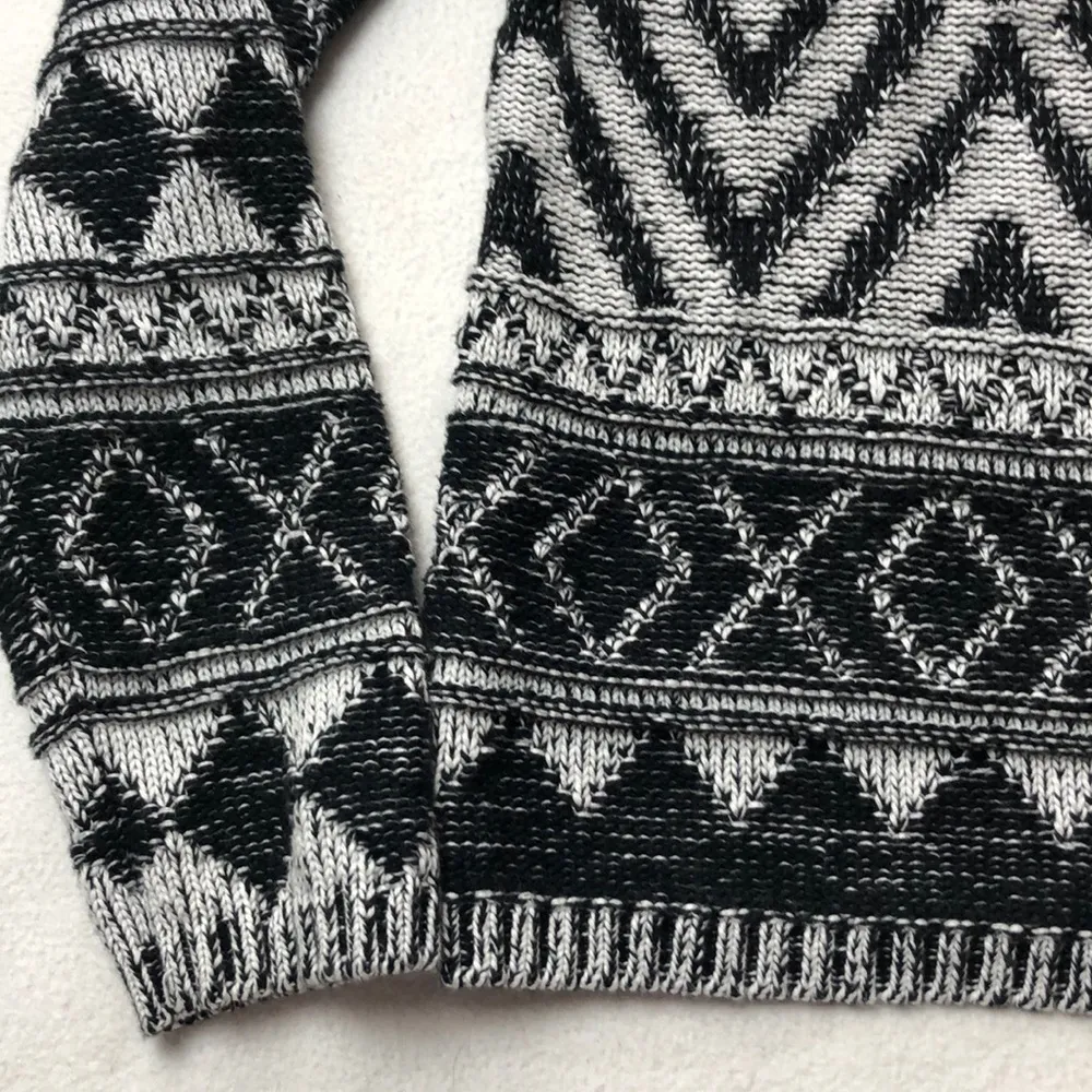 Lucky Brand Jacquard Pullover Sweater XO - Image 5