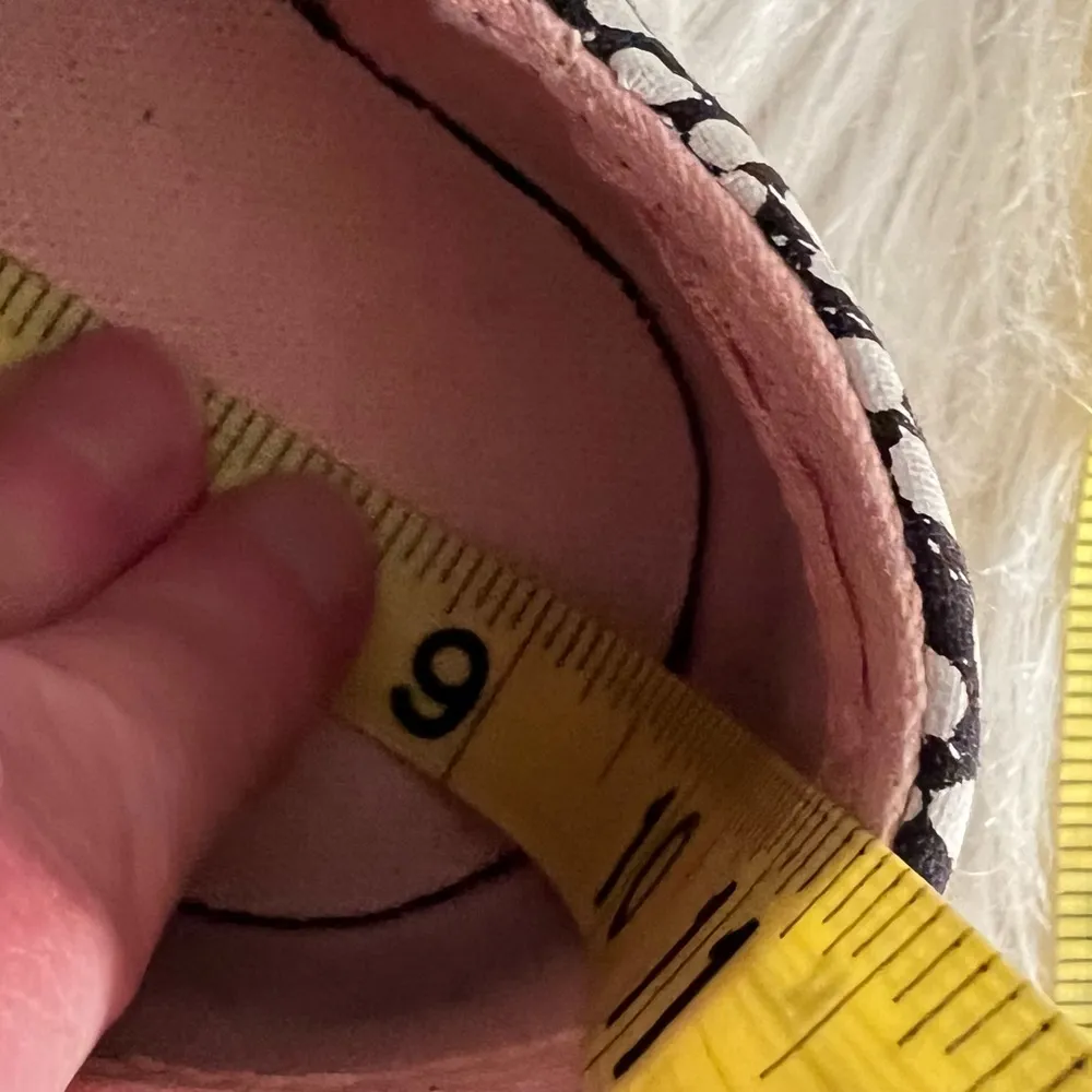 Converse All Star Sneakers Black White Speckled Bow Pink Laces Size 6 Women’s - Image 5