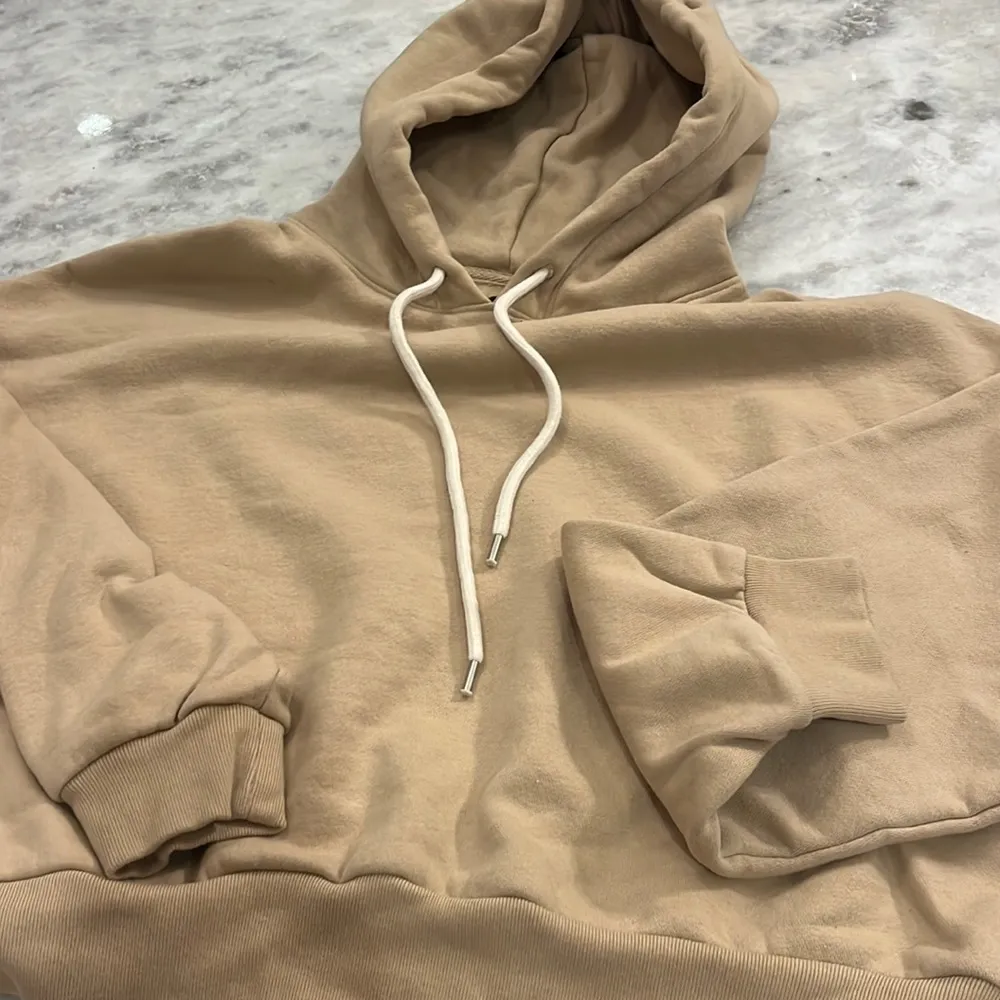 GAP Vintahe Soft Cropped Hoodie - Image 2