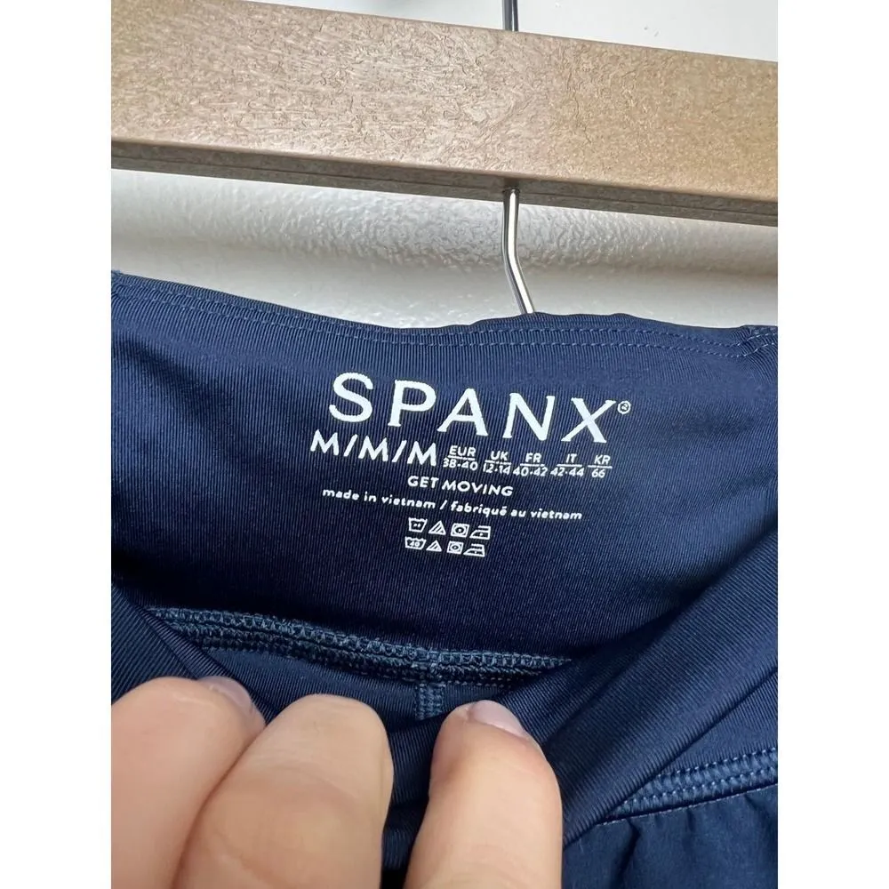 Spanx  Get Moving 14" Navy Skort Sz. M - Image 6