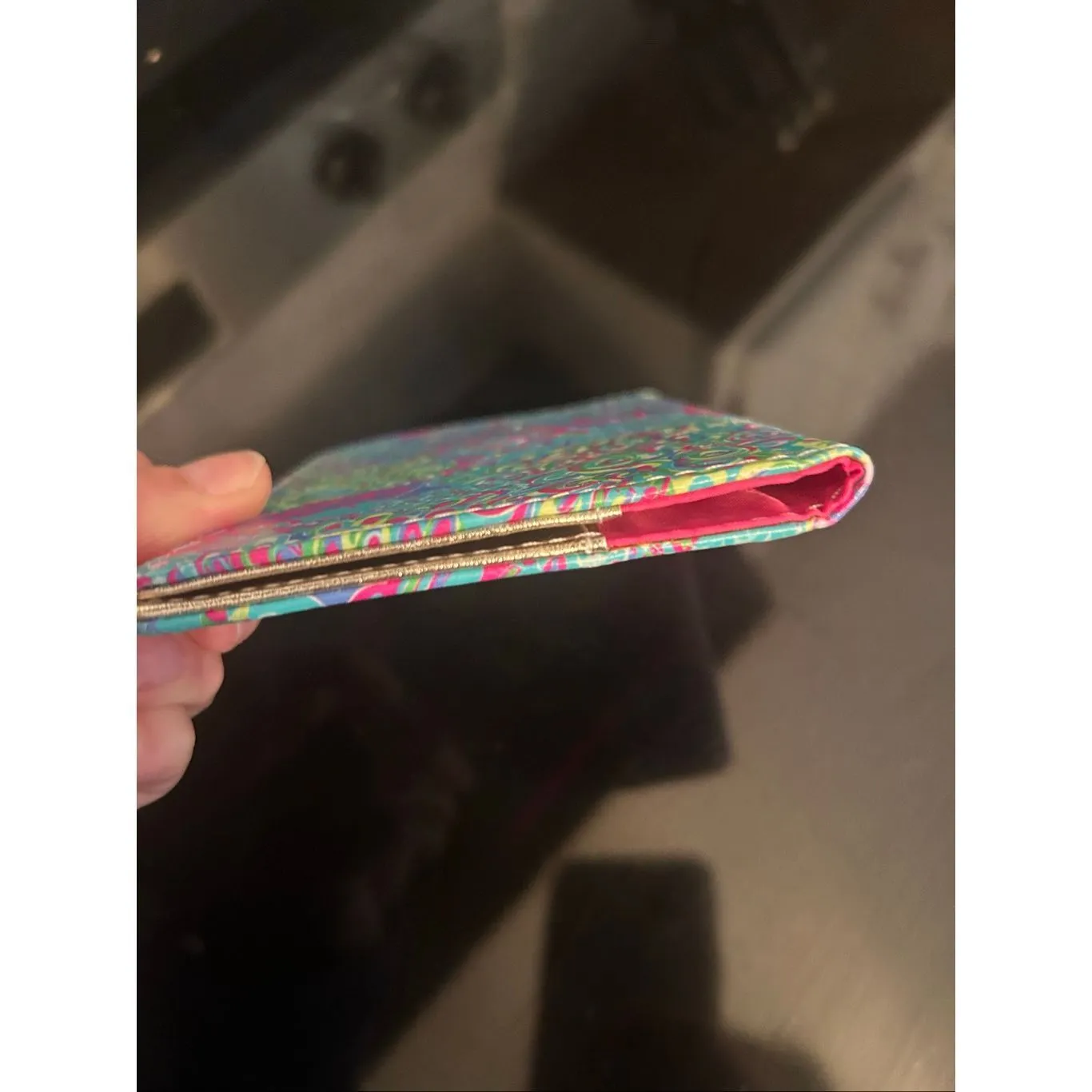 Lily Pulitzer passport and card holder - Image 4