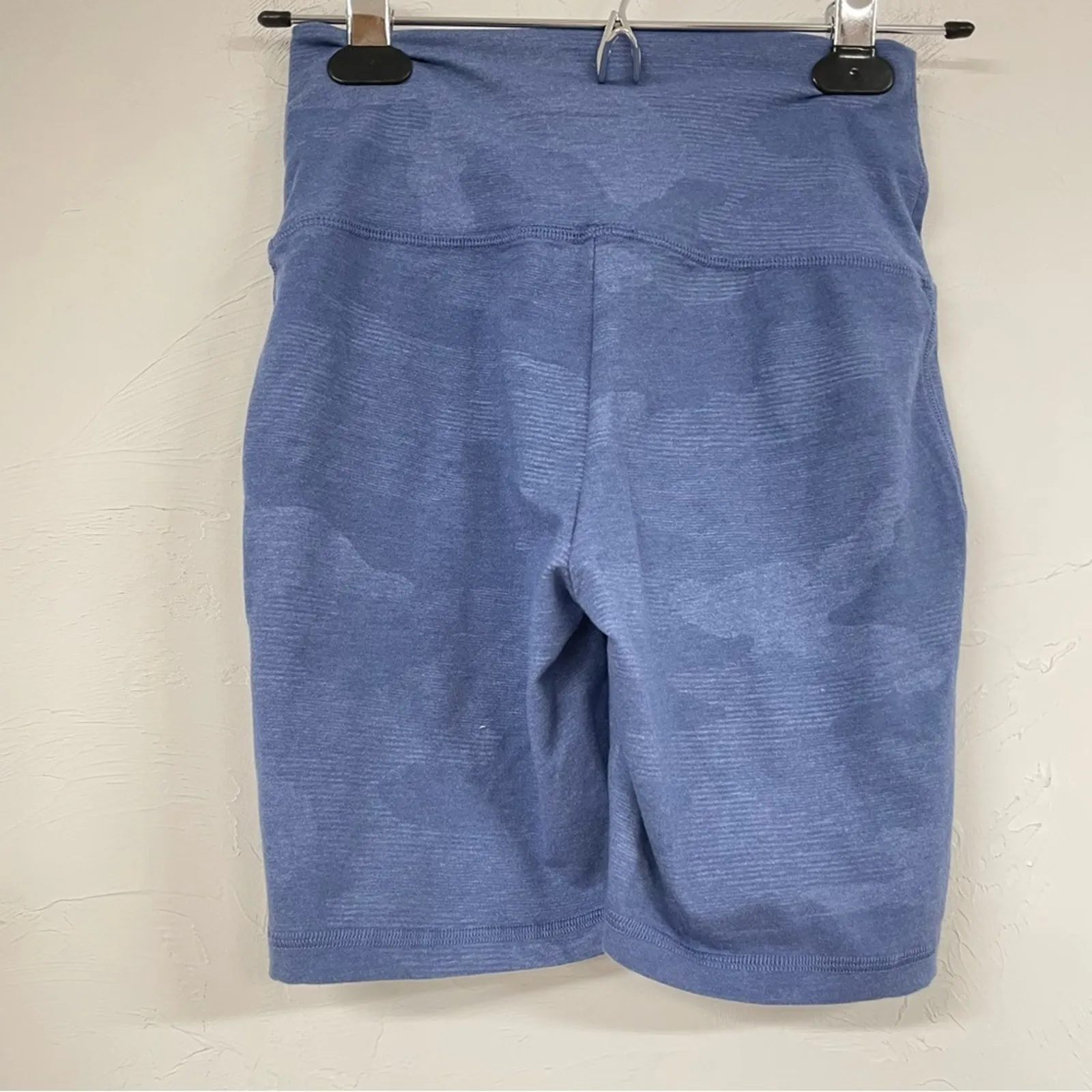 Aerie Blue Camo Print Womens Bike Shorts Pockets Womens S Athletic Biker Running - Image 5