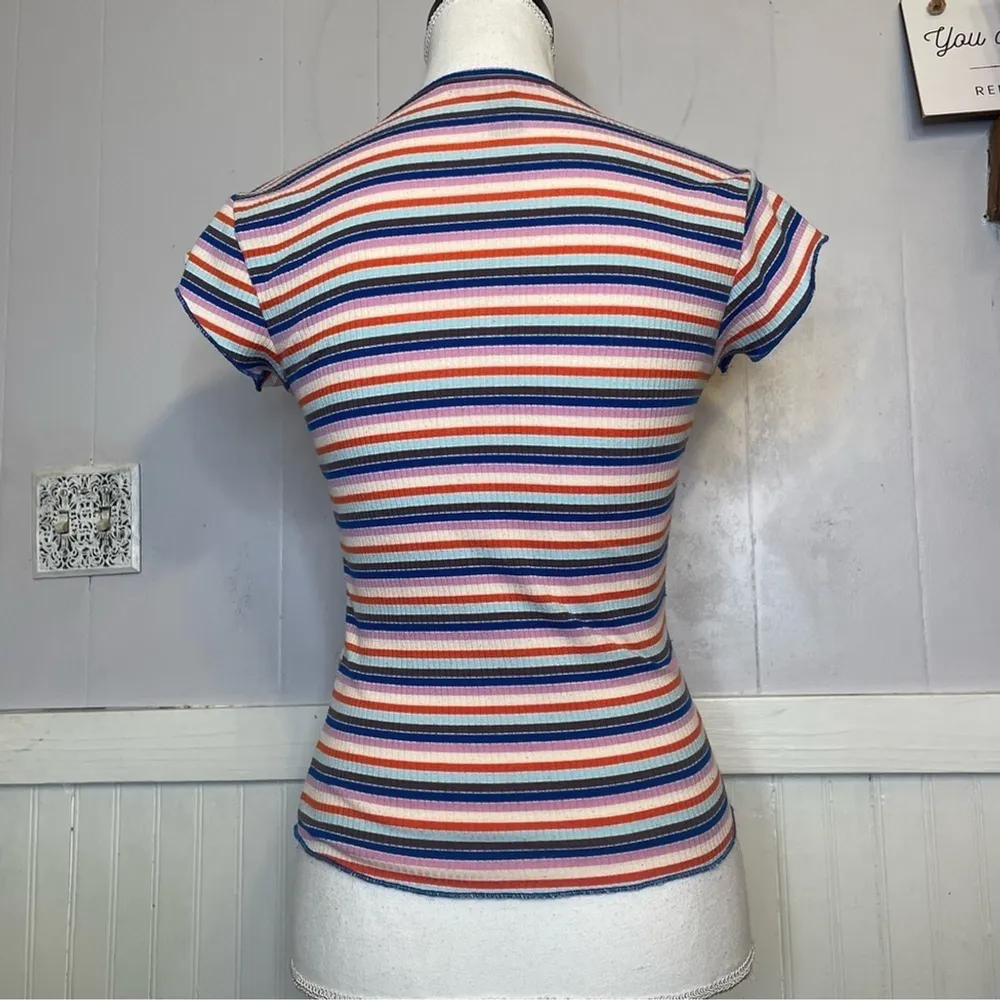Y2K striped baby tee Hot Kiss rib lettuce hem fitted tee - Image 6