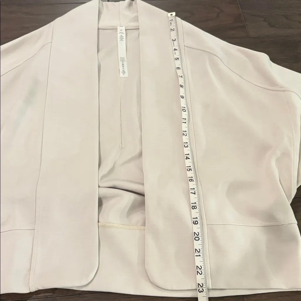 Lululemon  Softstreme Dropped Sleeve Wrap - White Opal - Image 10