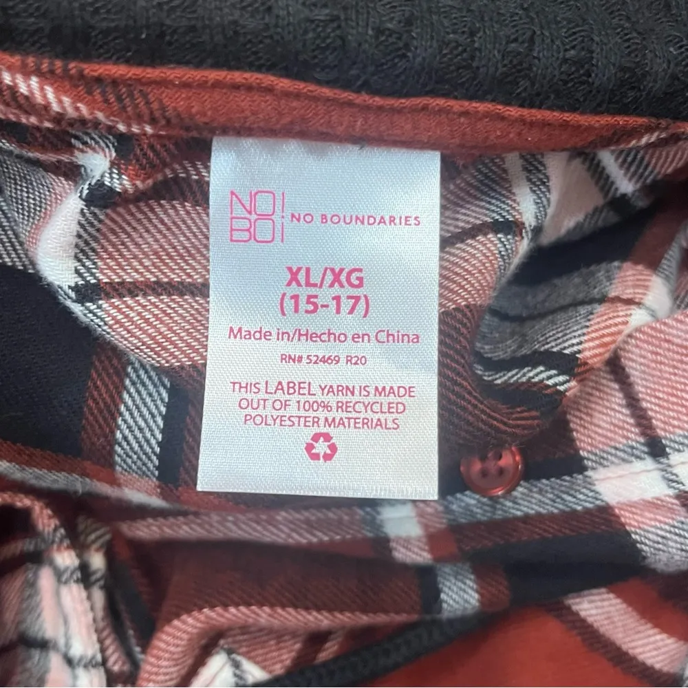 No Boundaries Juniors' Hooded Plaid Flannel Shirt burgundy and black sz XL - Image 4