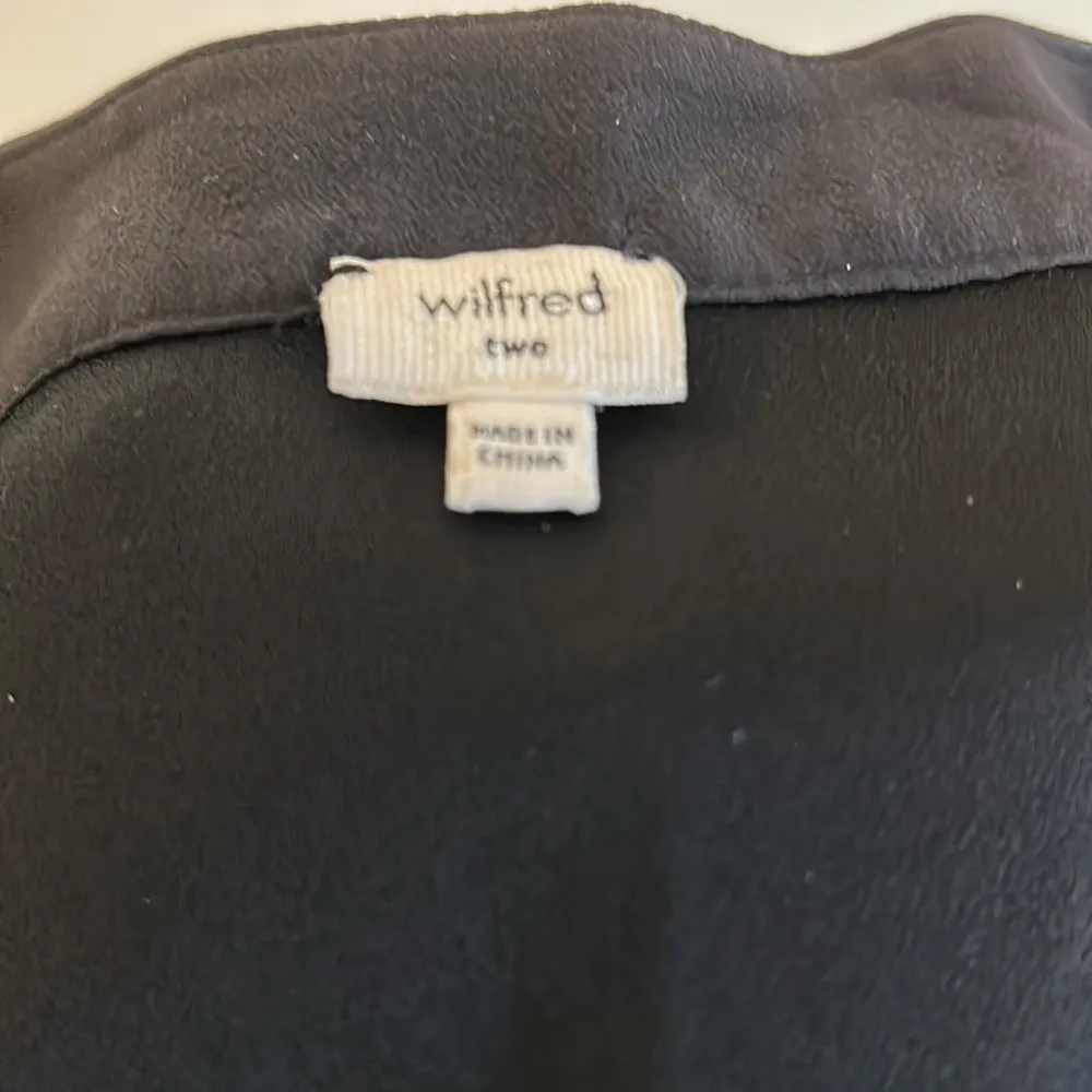 Aritzia Wilfred Black Crepe Faux Leather Trim Dress Size 2 - Image 10
