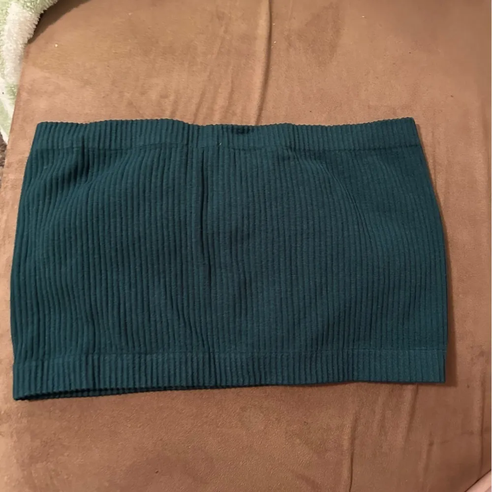 Aura Ribbed Emerald Green Bandeau Size M/L - Image 3