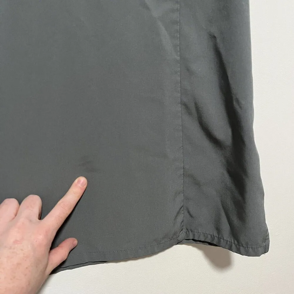 Figs Scrub Set Fionlite Top and Zamora Jogger Pants in Sage Green Size Medium - Image 3