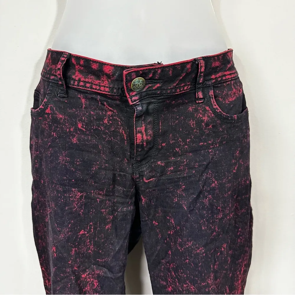 Divine Rights of Denim Pink & Black Acid Wash Jeans in Size 29 - Image 2