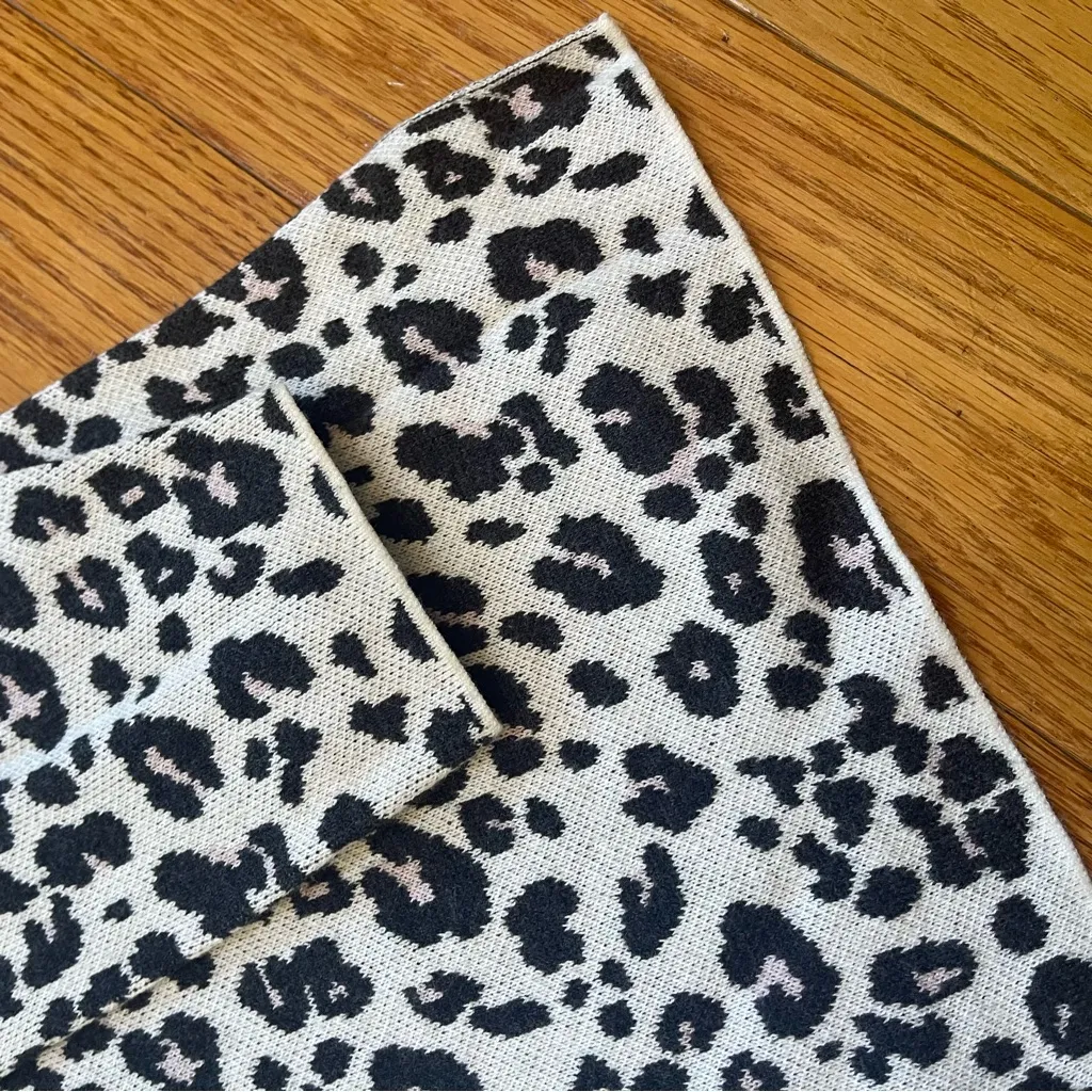 LOFT Leopard Print 100% Cotton Mock Neck Sweater Long sleeves Sz XL - Image 5