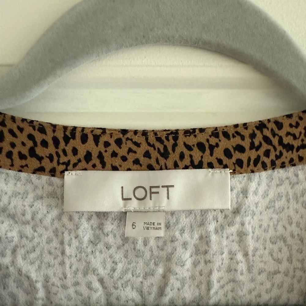 LOFT NWT Leopard Print Button Front Long Midi Dress - Image 4