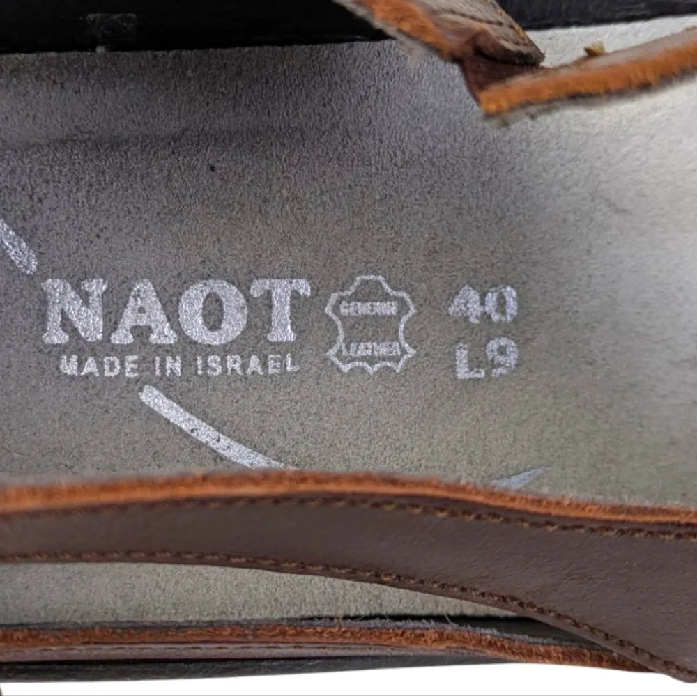 NAOT Papaki Sandals EUC $189 Size 40 US 9 S3286 Black - Image 9