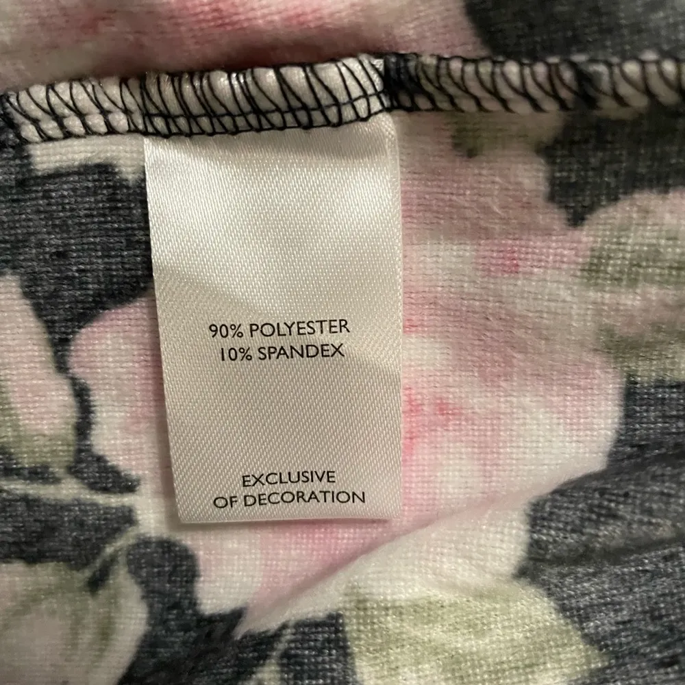 NWT Laura Ashley Pajama Dress Top Black Floral Size M Buttery Soft - Image 9