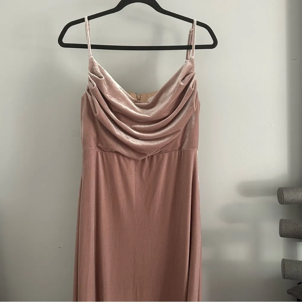 Revelry Skye Velvet Bridesmaid Dress in Champagne Tan Size 10 - Image 4