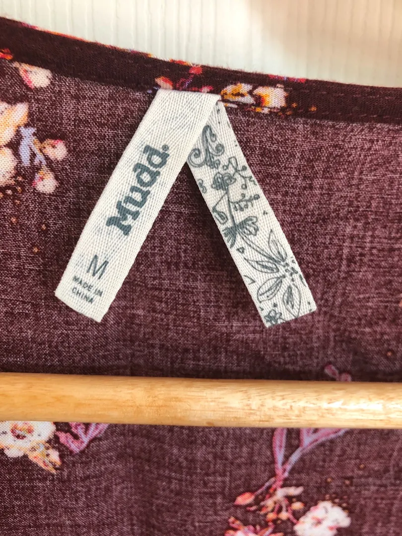 . Floral Flowing Crop Top - Image 3