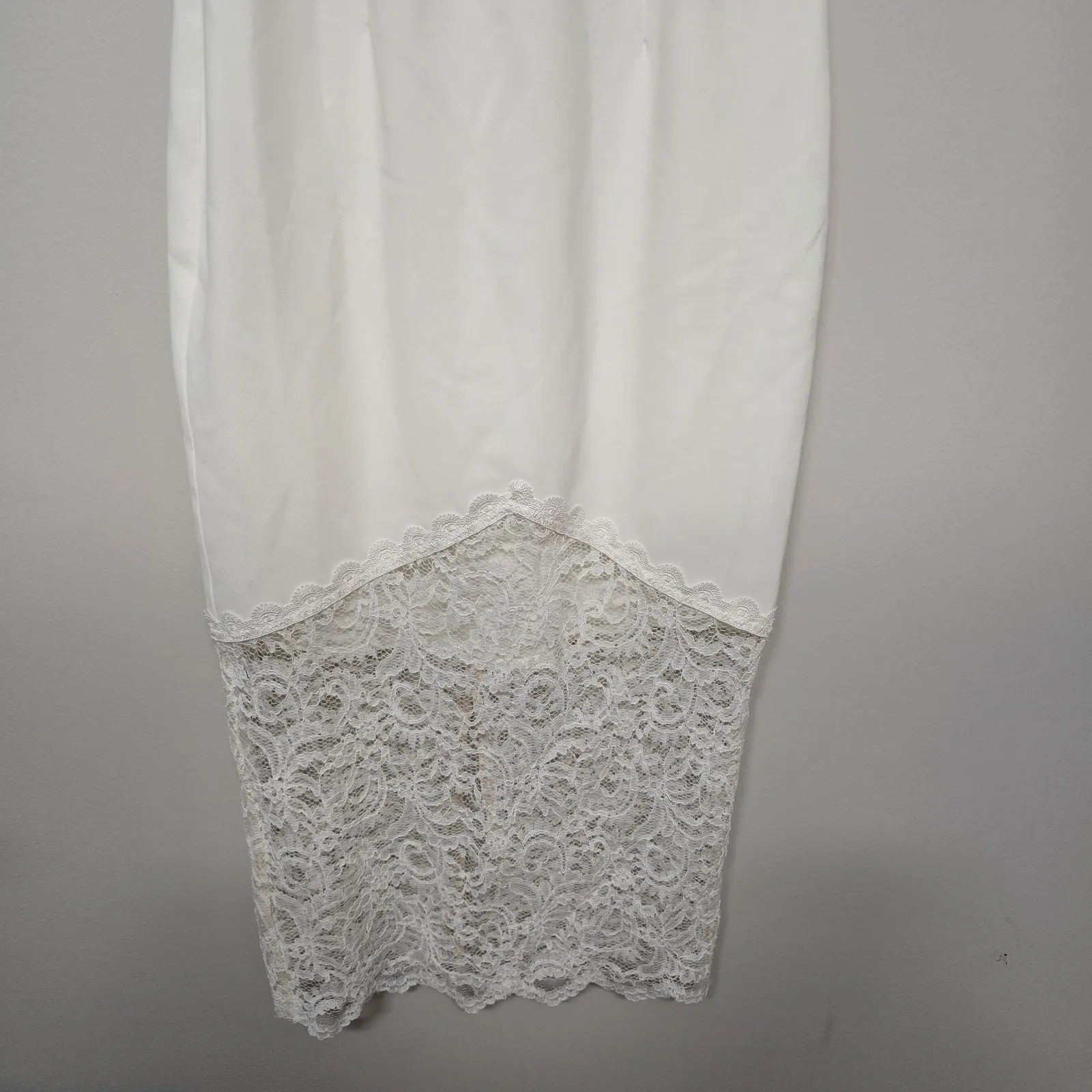 Isabel Garcia White Lace Midi Dress XS Scalloped Trim Elegant Victorian NWT - Image 4