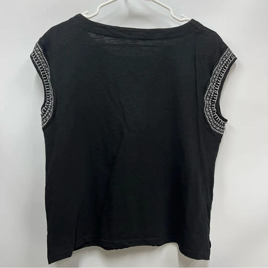 Jane and Delancey M Black Sleeveless Top with white embroidery 100% cotton - Image 7