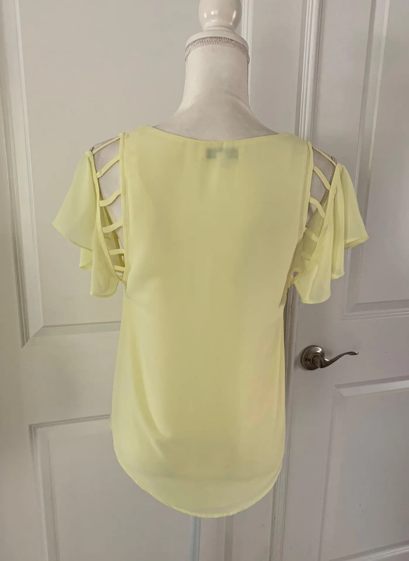 flutter sleeves blouse - Image 7