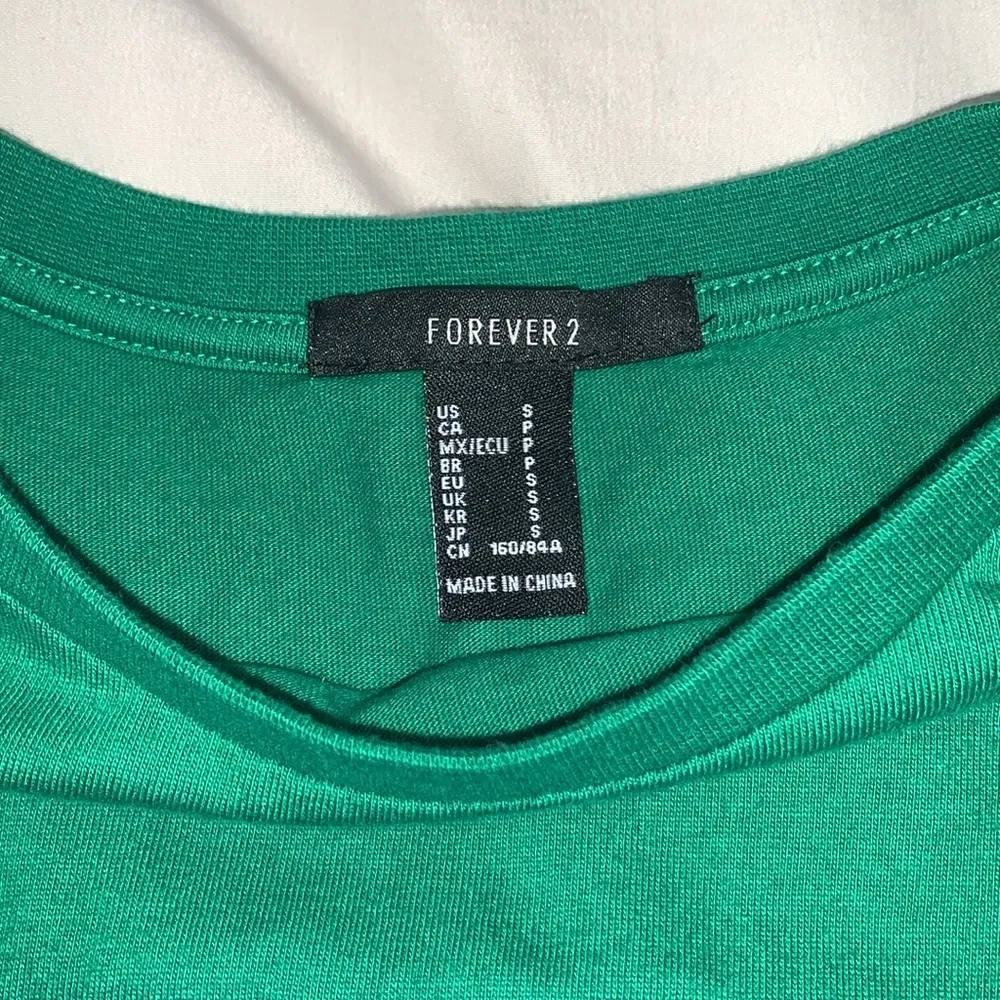 Forever 21  long sleeve - Image 3