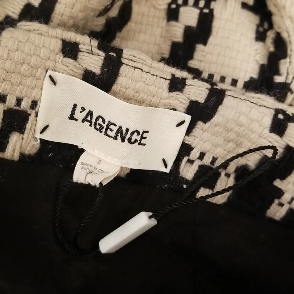 💕L'AGENCE Inez Tweed Blazer + Livia Tweed Skirt Light Camel Black Houndstooth 6 - Image 14