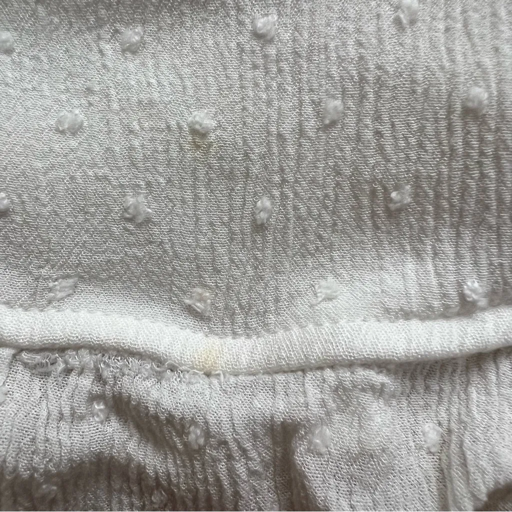 Nasty Gal White Long Sleeve Crop Top with Ruffle Trim – US 10 - Image 4