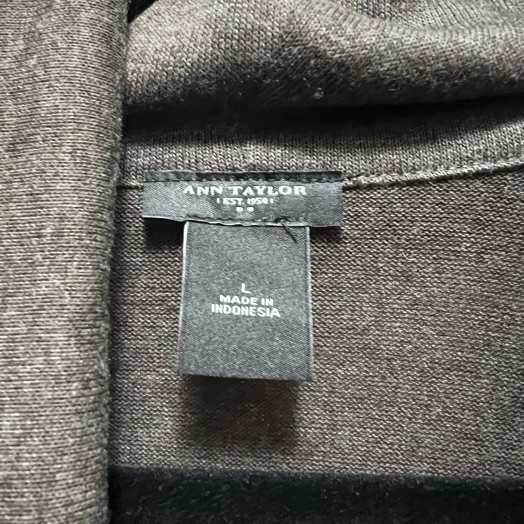 Ann Taylor Sweater in Brown Size Large - Image 4