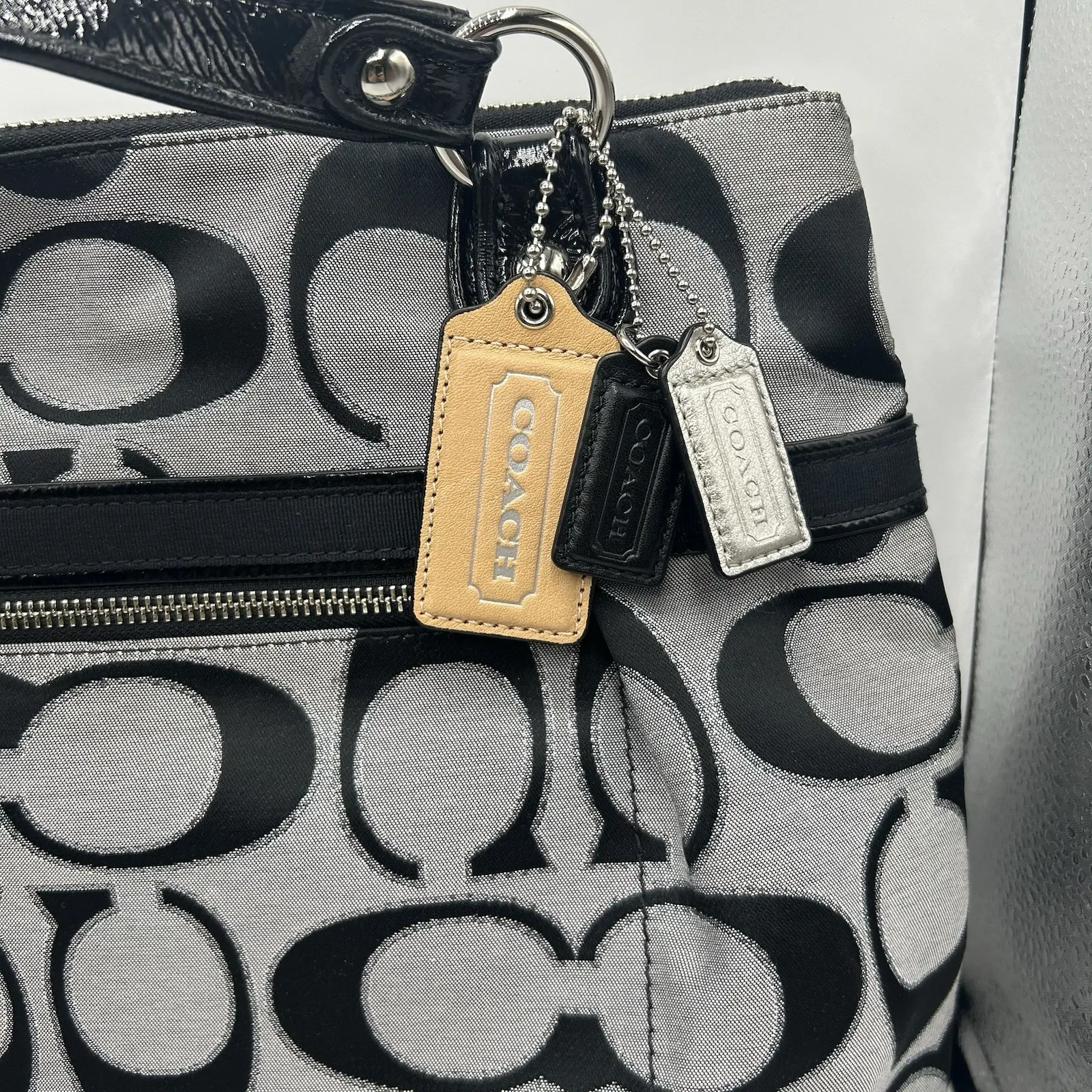 Coach Poppy Y2K 18979  Vintage Signature Monogram Jacquard Lage Hobo Bag NWT - Image 3