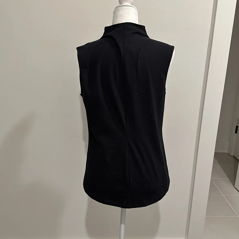 NWT Nic + Zoe Knit Top With Cutout Sz M - Image 4