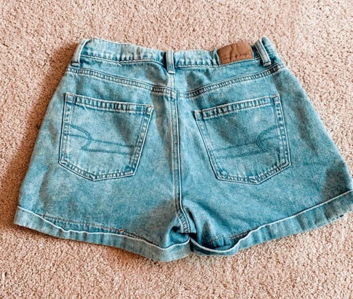 American Eagle Outfitters “Mom Shorts” - Image 2