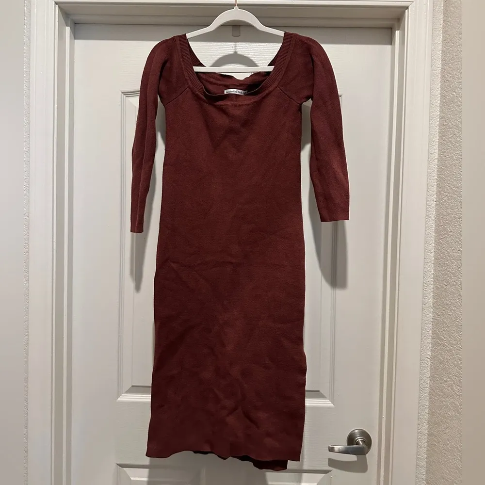 Abercrombie & Fitch Off the Shoulder Sweater Midi Dress - Image 3