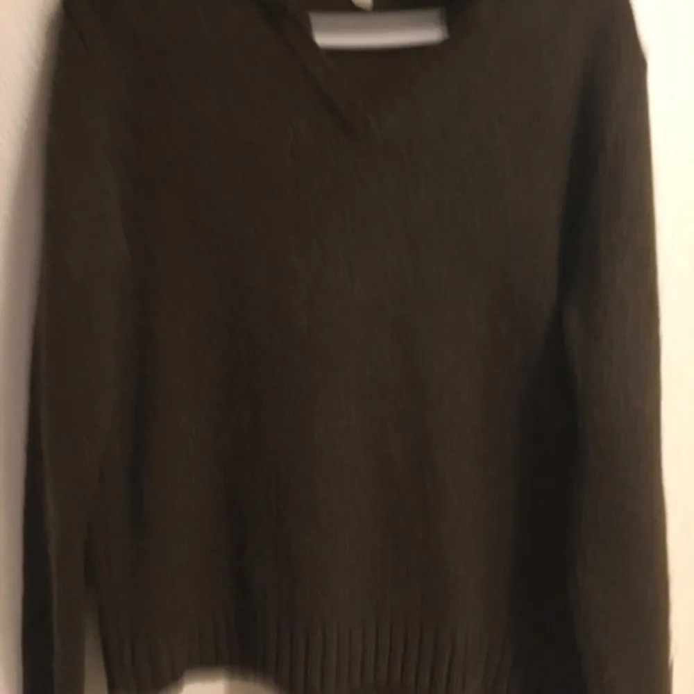 Carolyn Tailor Ladies sweater blouse size M - Image 5