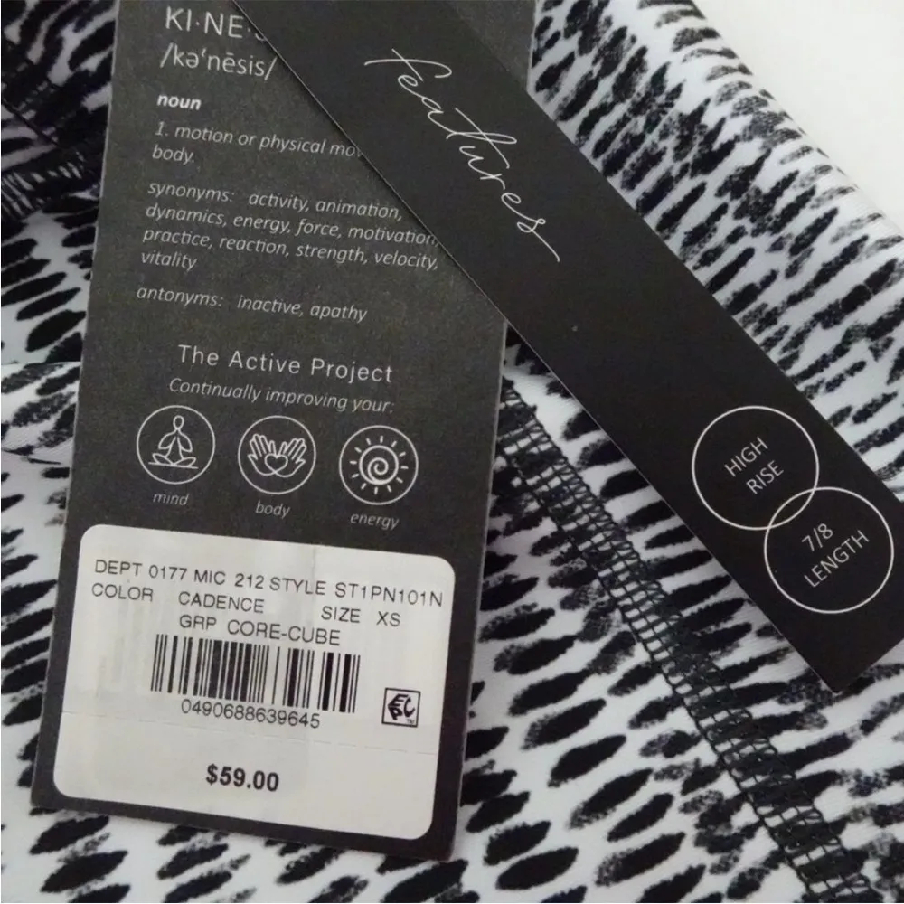 Kinesis High Rise 7/8” leggings in cadence white and black size XS - Image 5