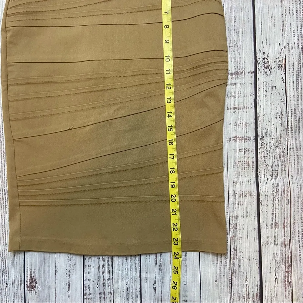 2B Clothing Camel Pencil Skirt. Size Large.  EUC - Image 3