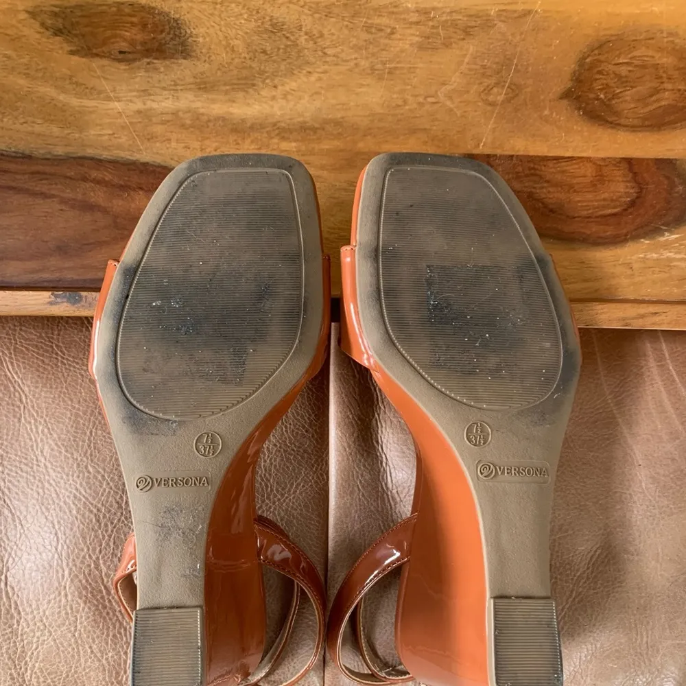 Versona Brown Wedge Heels - Image 4