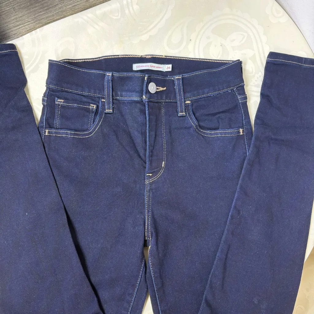 Levi's Women's Dark Blue 720 High Rise Super Skinny - Image 8