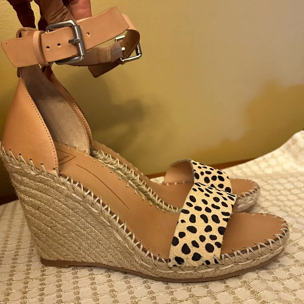 Dolce Vita Noor leopard calf hair wedges sz 8.5 Tan - Image 10