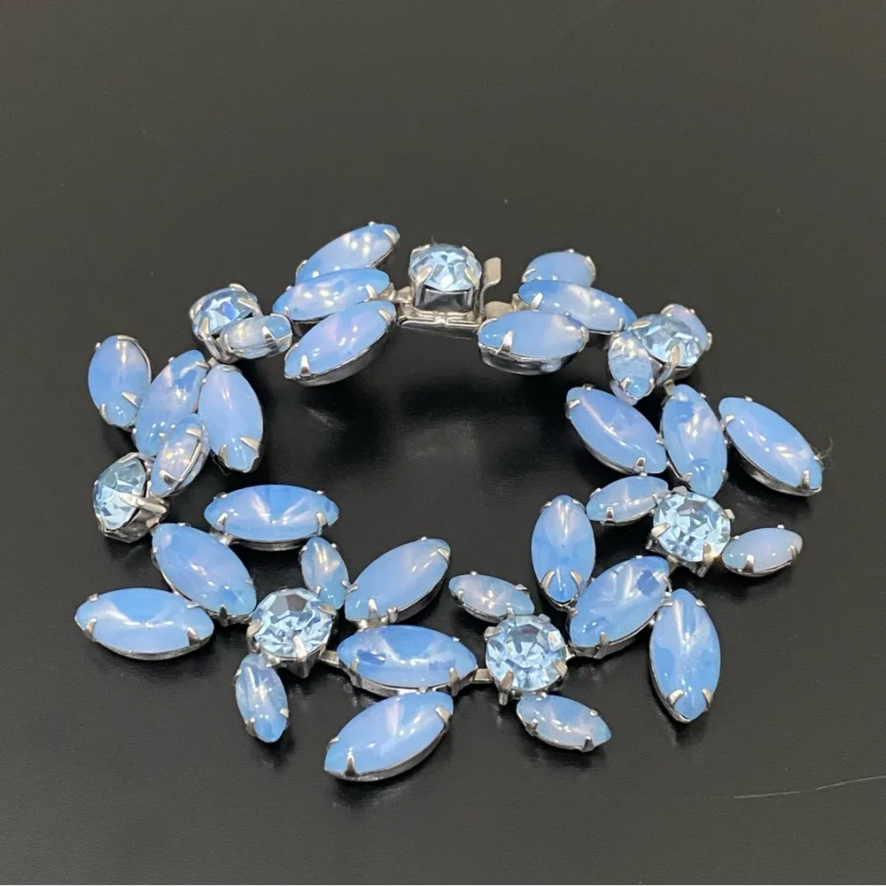 Vintage Unsigned JULIANA? Blue Opaline Navette Rhodium Plated 7”Link Bracelet - Image 10